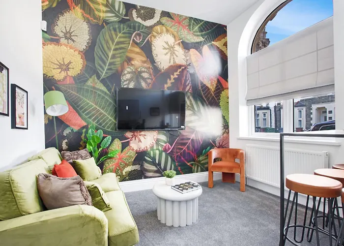 77 Craddock - Flat 1