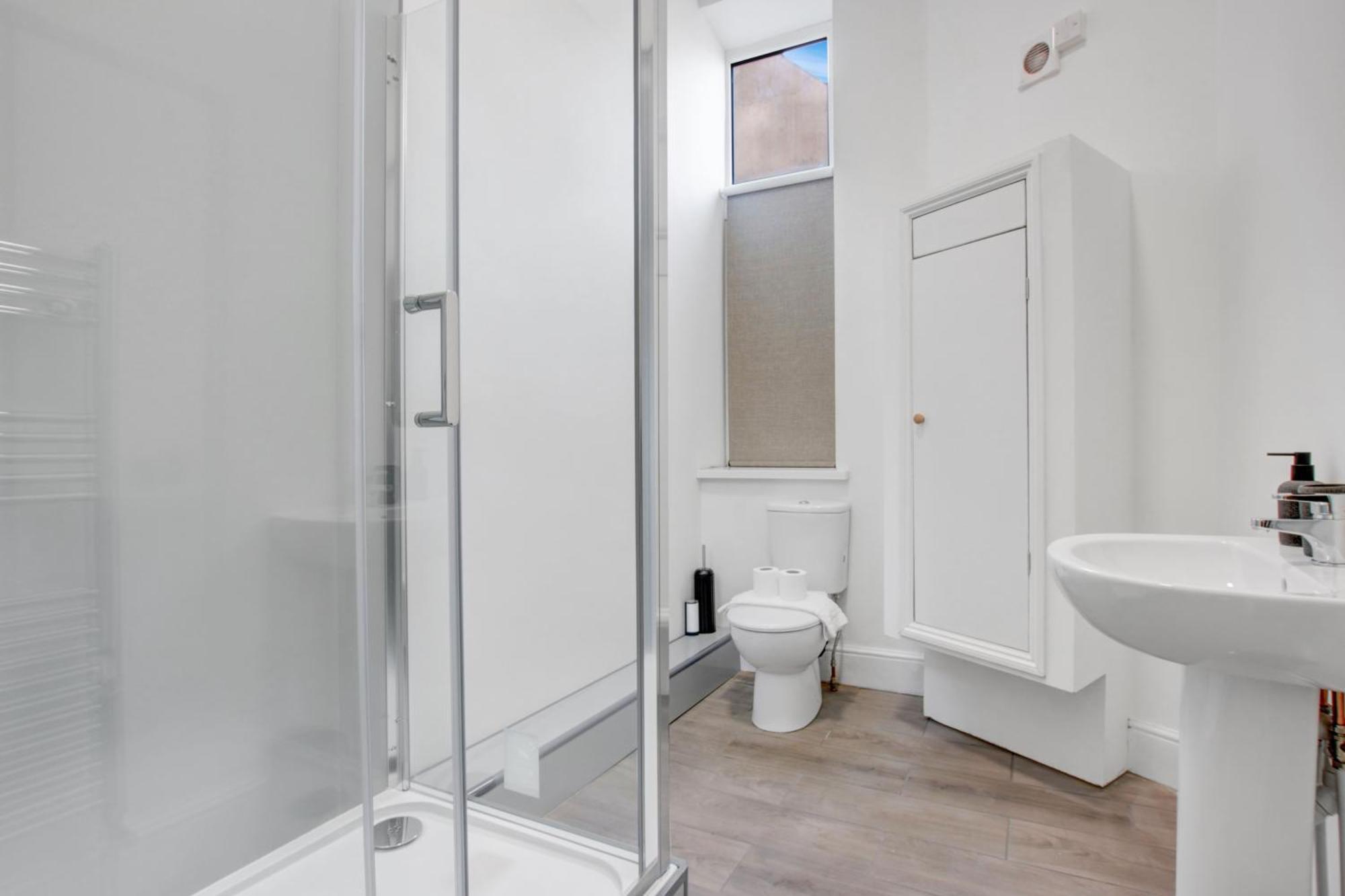 77 Craddock - Flat 1 Cardiff