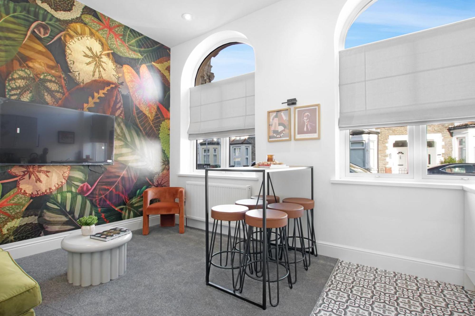 77 Craddock - Flat 1 Apartment